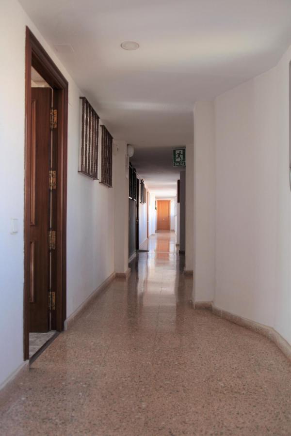 Cozy Apartment Just 8 Min Walk From The Beach! Benidorm Exterior photo