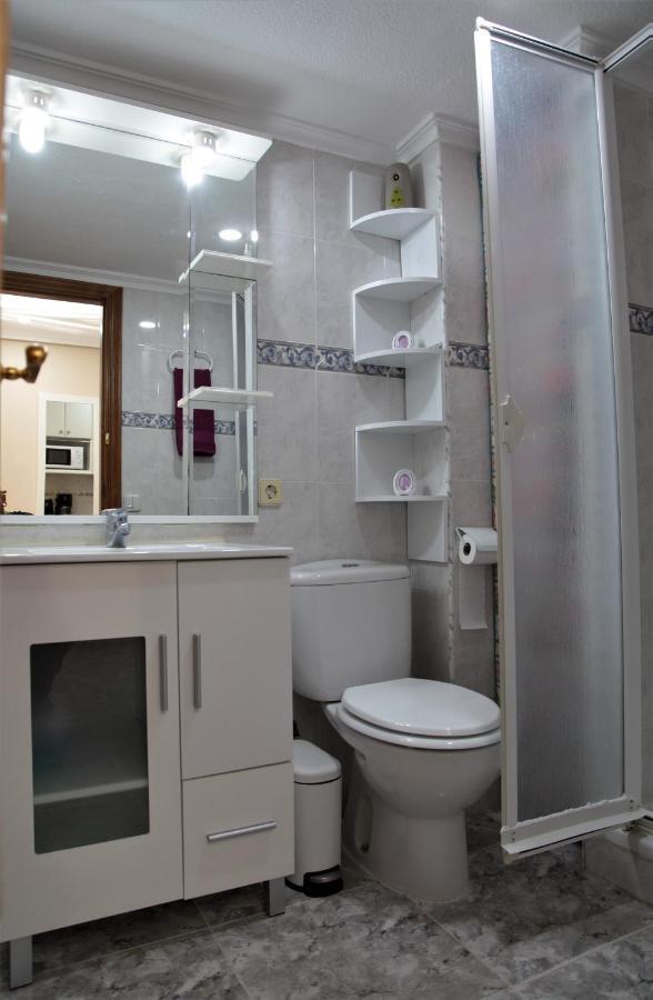 Cozy Apartment Just 8 Min Walk From The Beach! Benidorm Exterior photo
